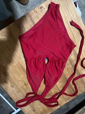 Cupshe women ' One-Piece Swimsuit with Tie Straps